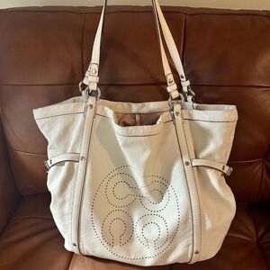 Coach Aubrey Tote in White with Pink lining